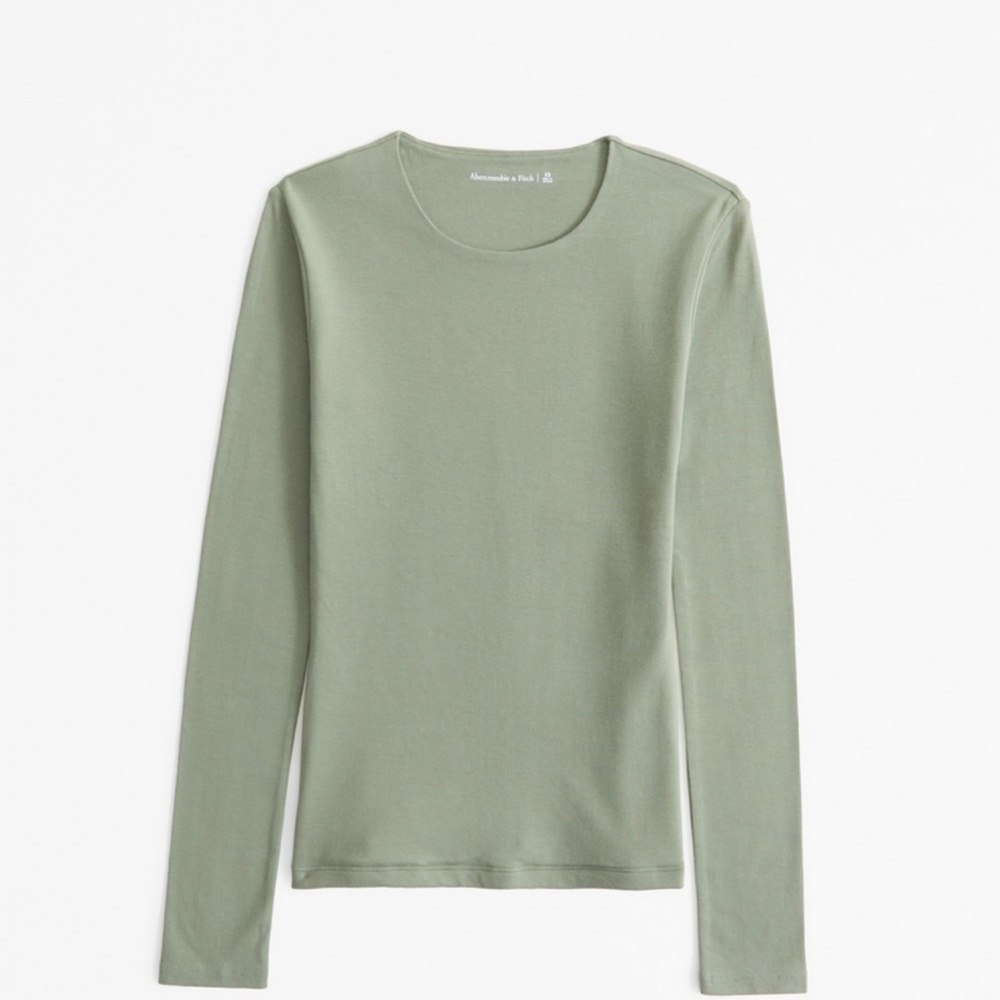 Abercrombie and fitch essential long sleeve tuckable tee